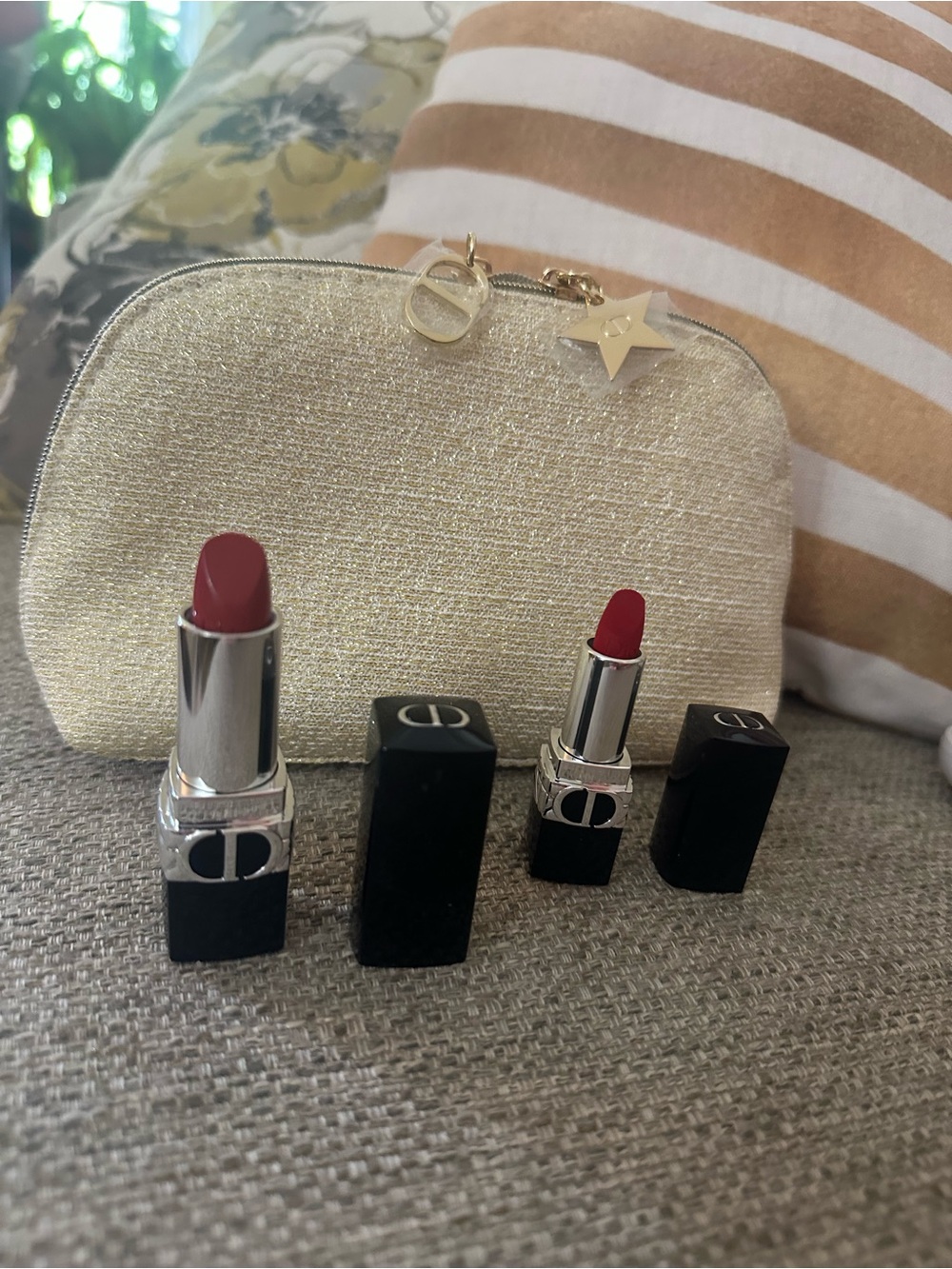 DIOR Gold Metallic Luxury Cosmetic Bag & Travel Pouch With Star & Logo Charm - Picture 13 of 16